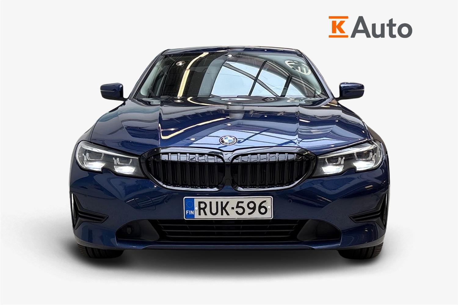 BMW 320 vaihtoauto