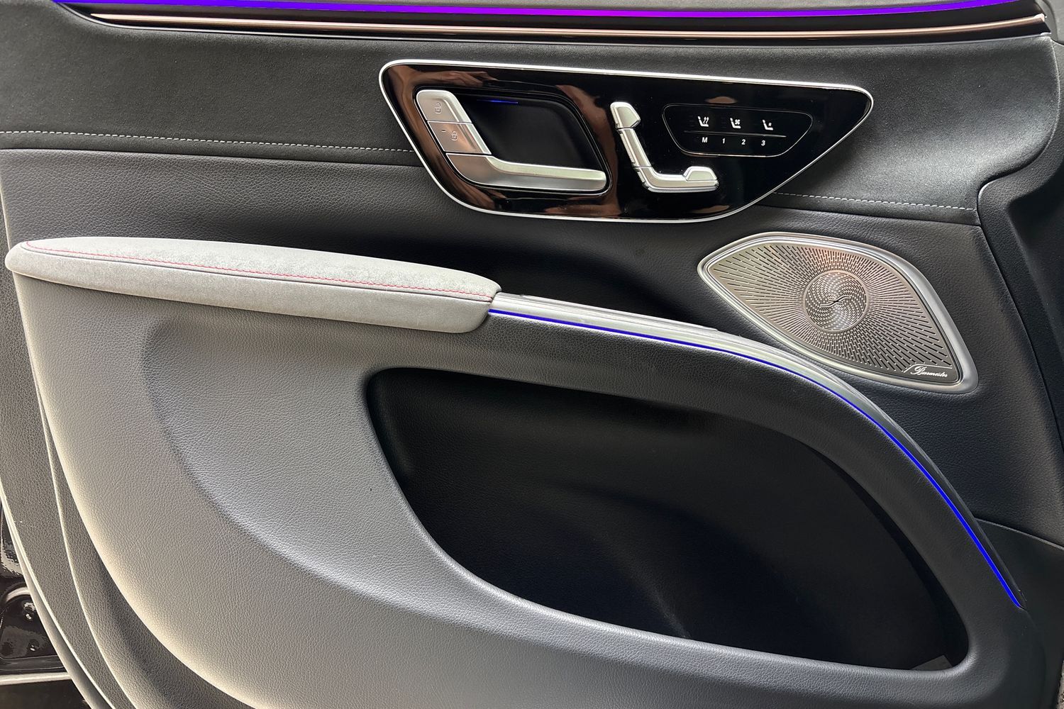 Mercedes-Benz EQS vaihtoauto
