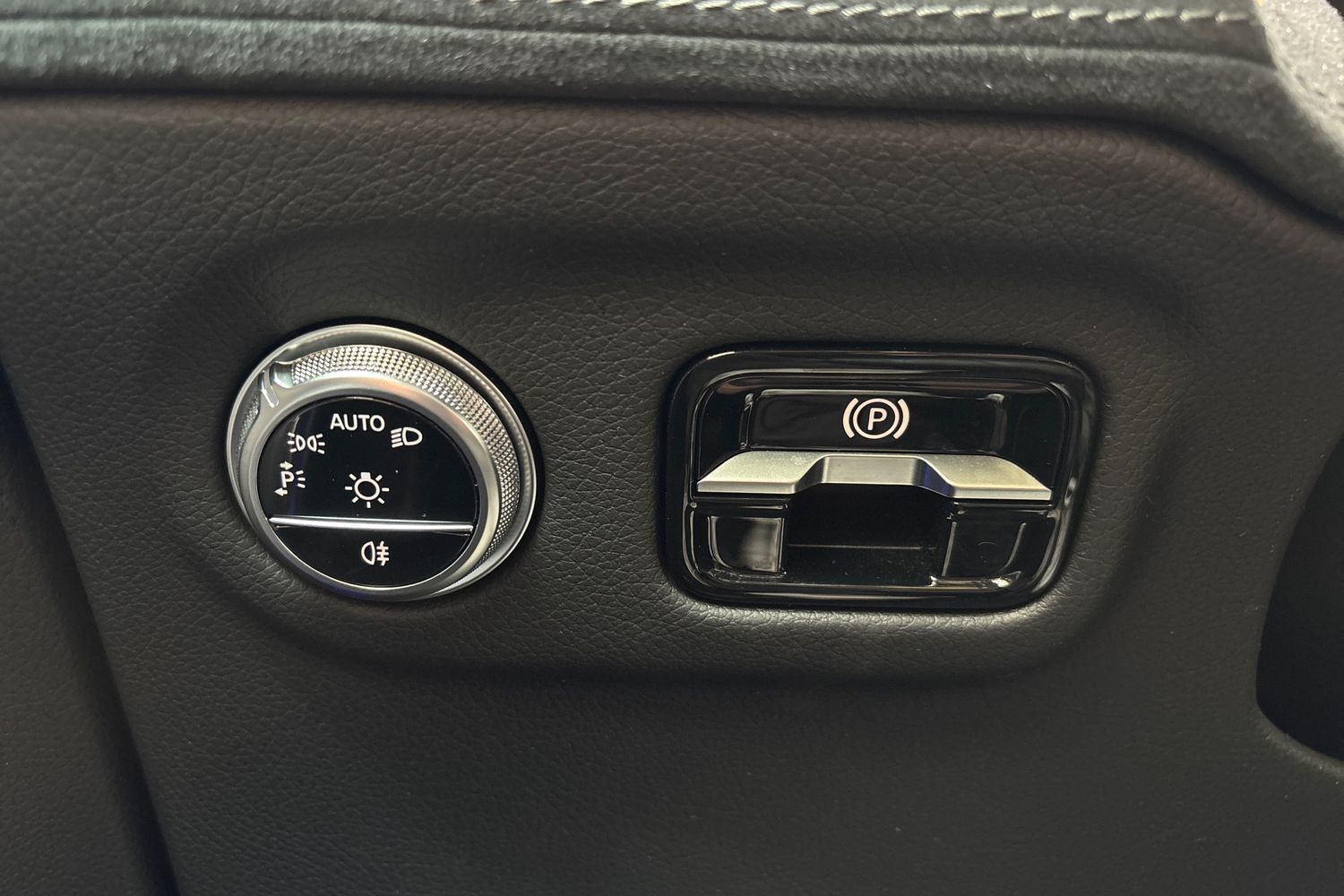 Mercedes-Benz EQS vaihtoauto