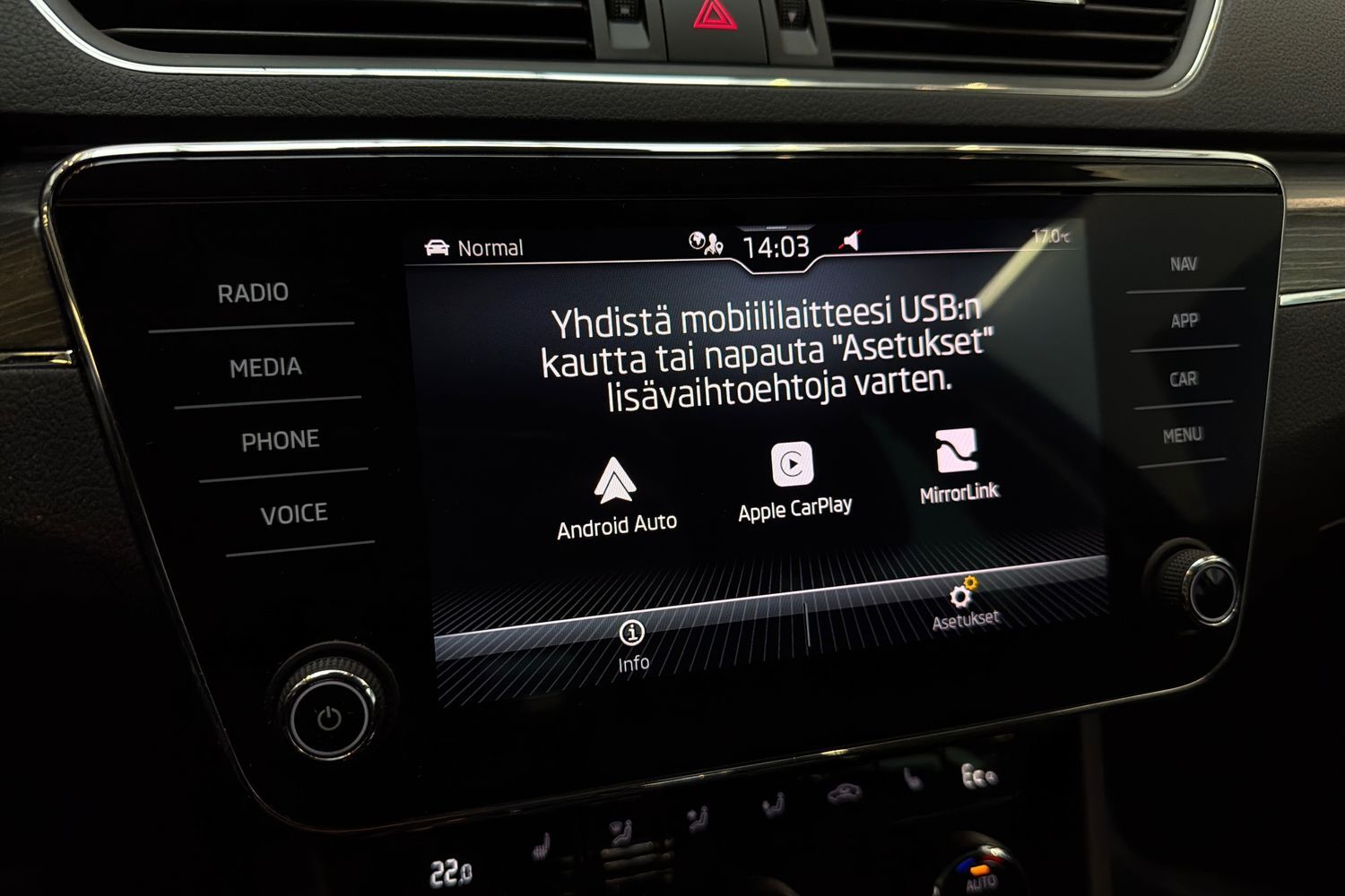 Skoda Superb vaihtoauto