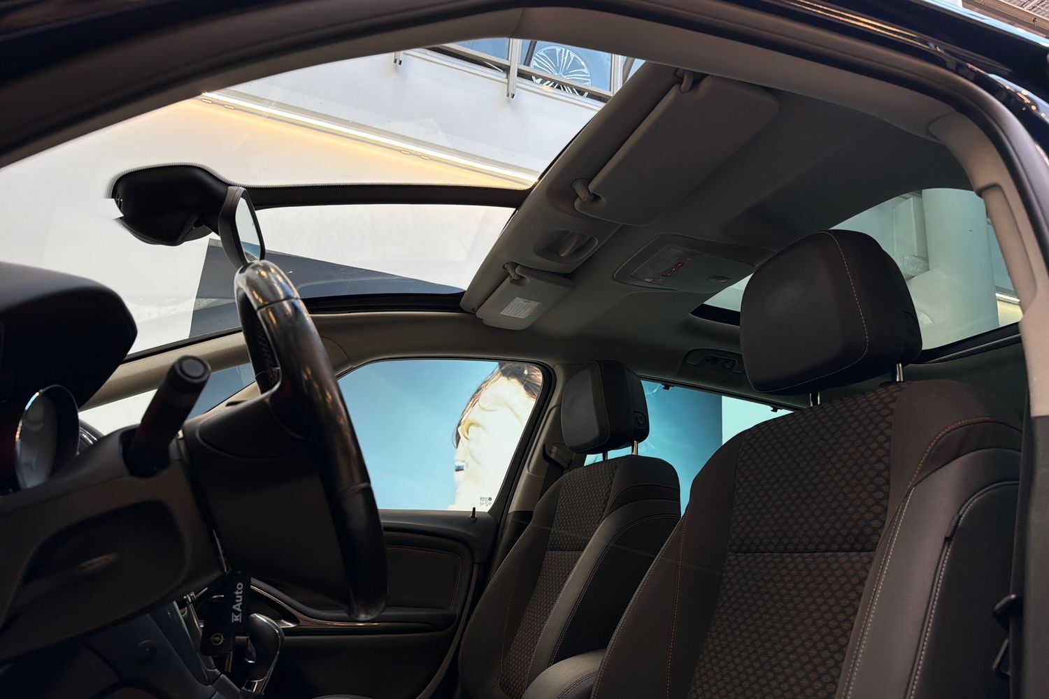 Opel Zafira Tourer vaihtoauto