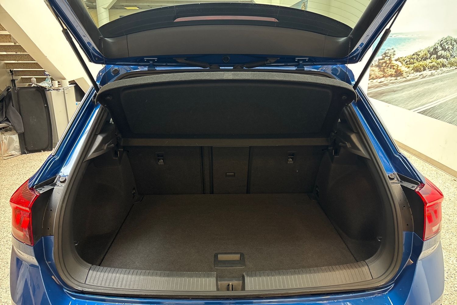 Volkswagen T-Roc vaihtoauto