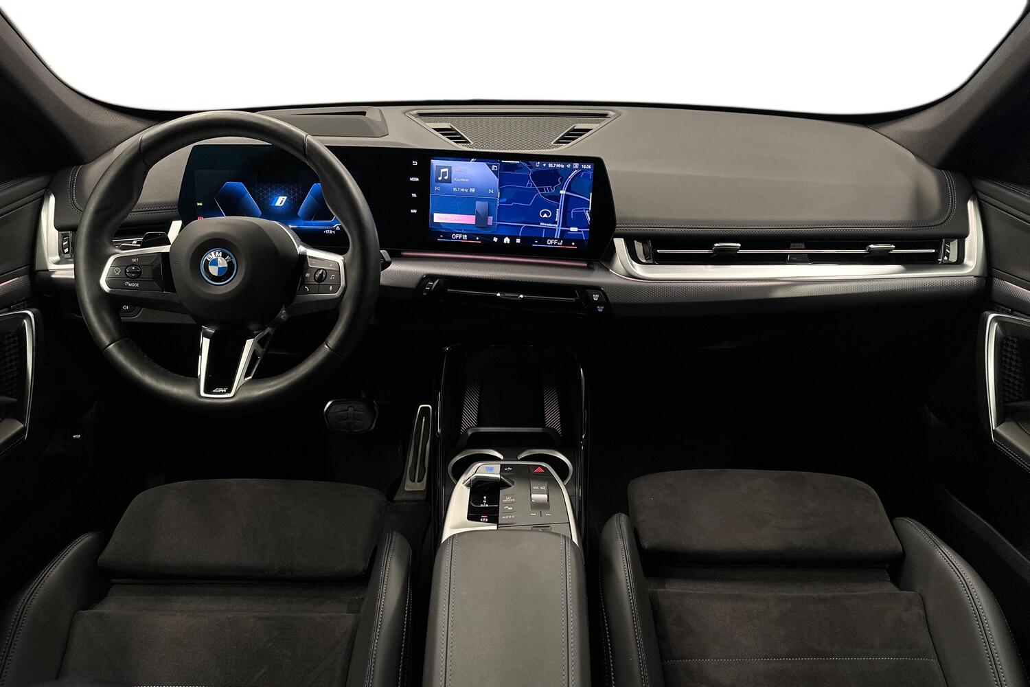 BMW iX1 vaihtoauto