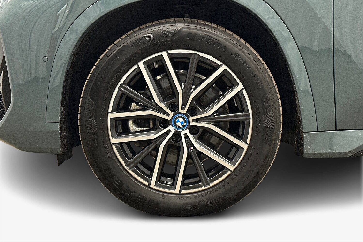 BMW iX1 vaihtoauto