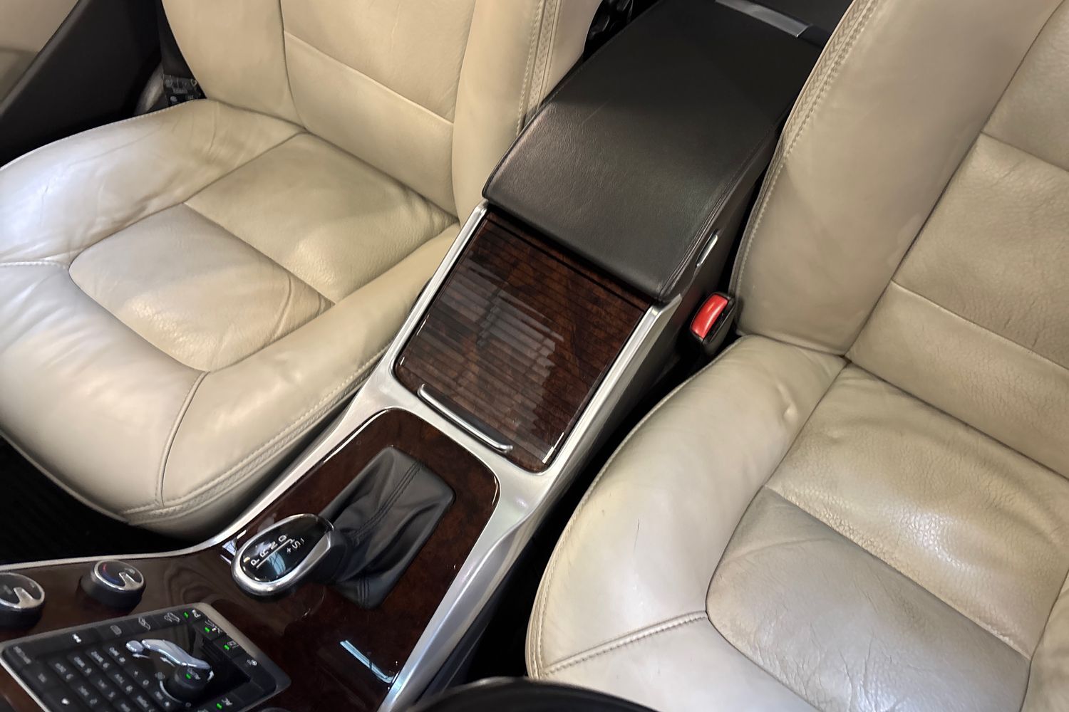 Volvo XC70 vaihtoauto