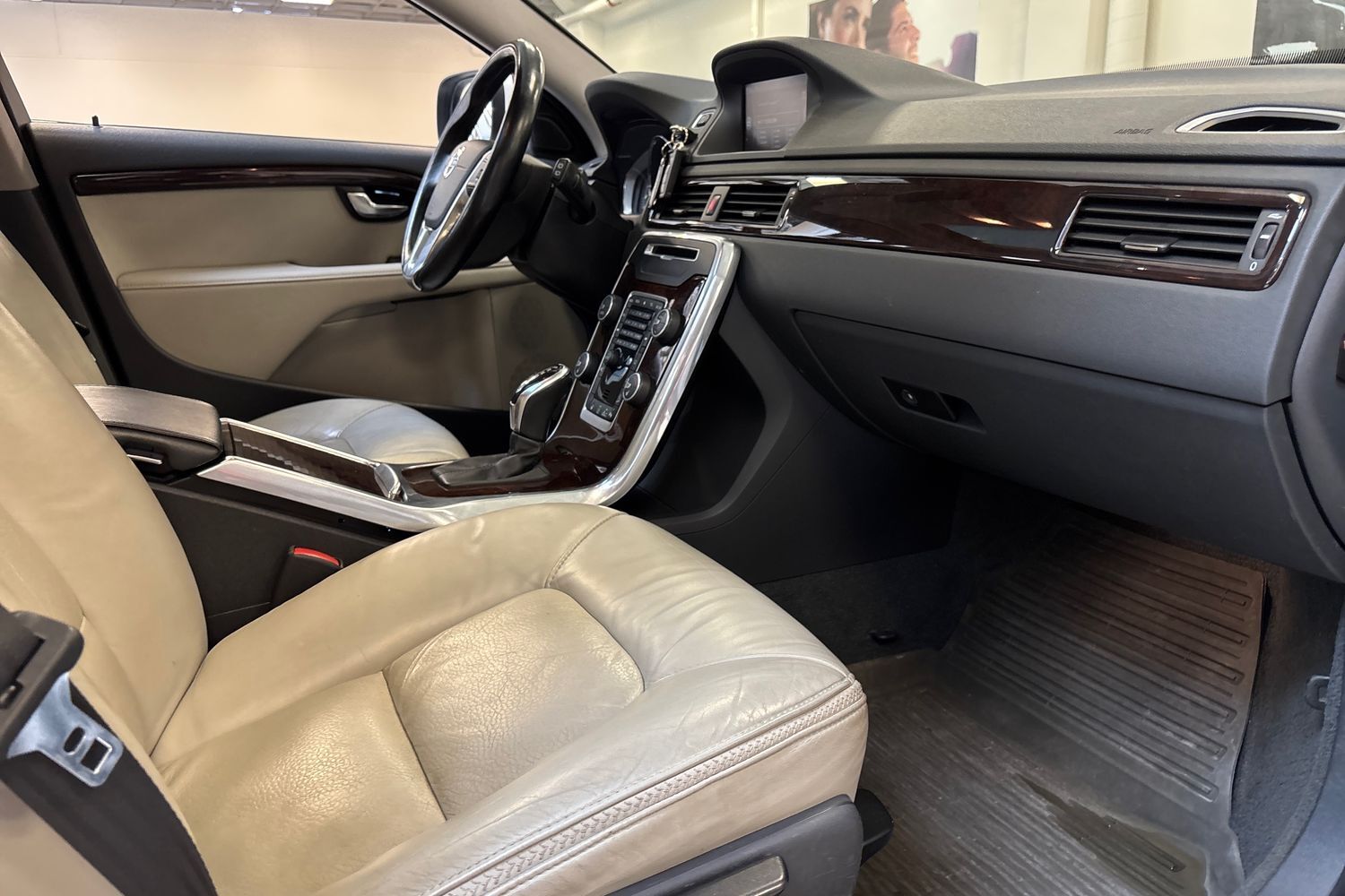 Volvo XC70 vaihtoauto