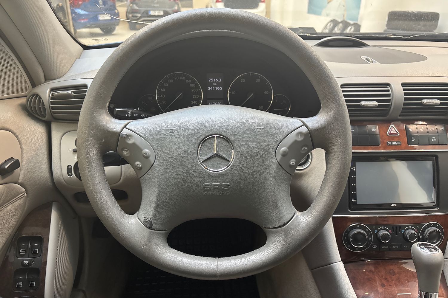Mercedes-Benz C vaihtoauto