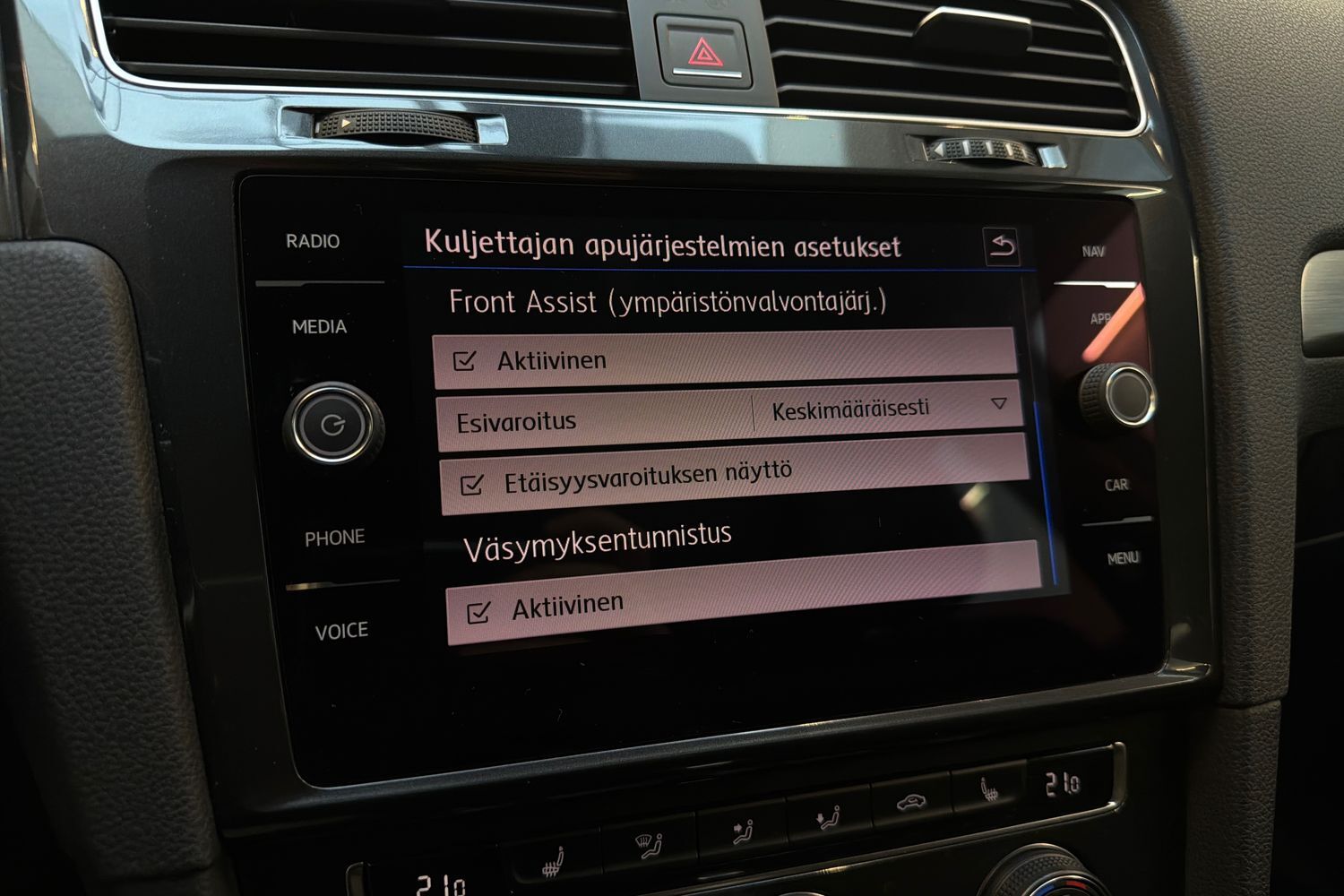 Volkswagen Golf vaihtoauto