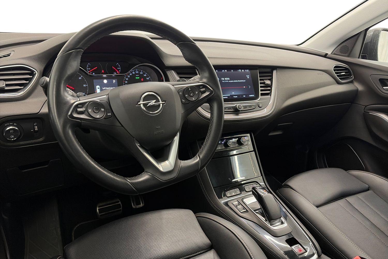 Opel Grandland X vaihtoauto