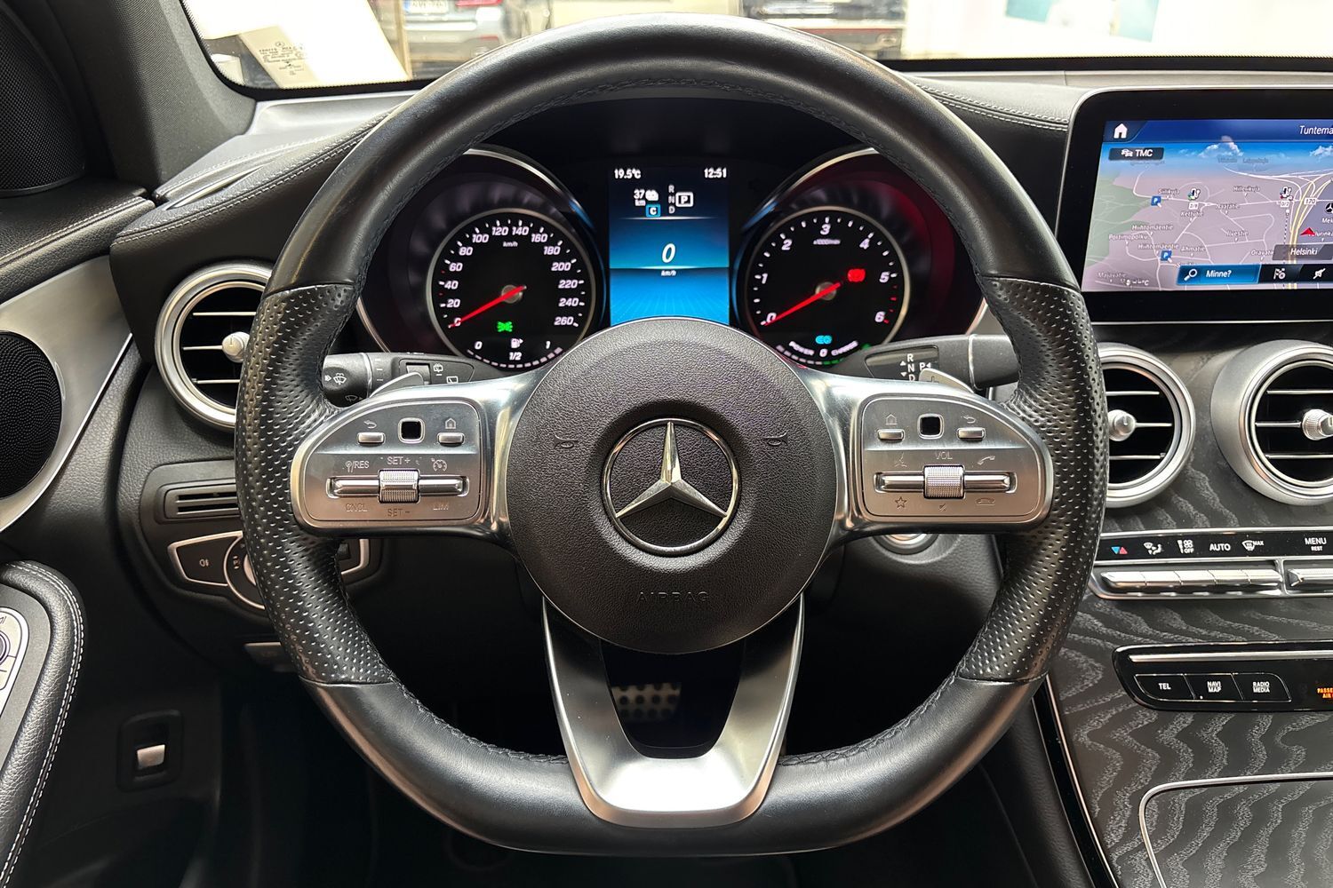Mercedes-Benz GLC vaihtoauto
