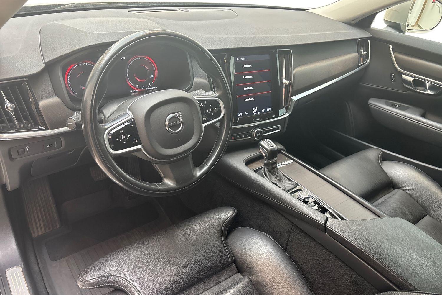 Volvo V90 Cross Country vaihtoauto