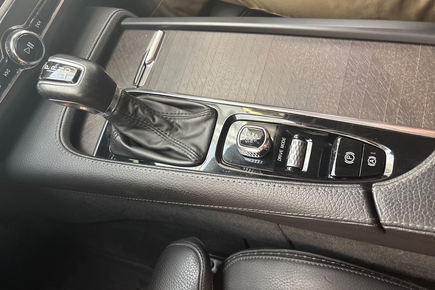 Volvo V90 Cross Country vaihtoauto