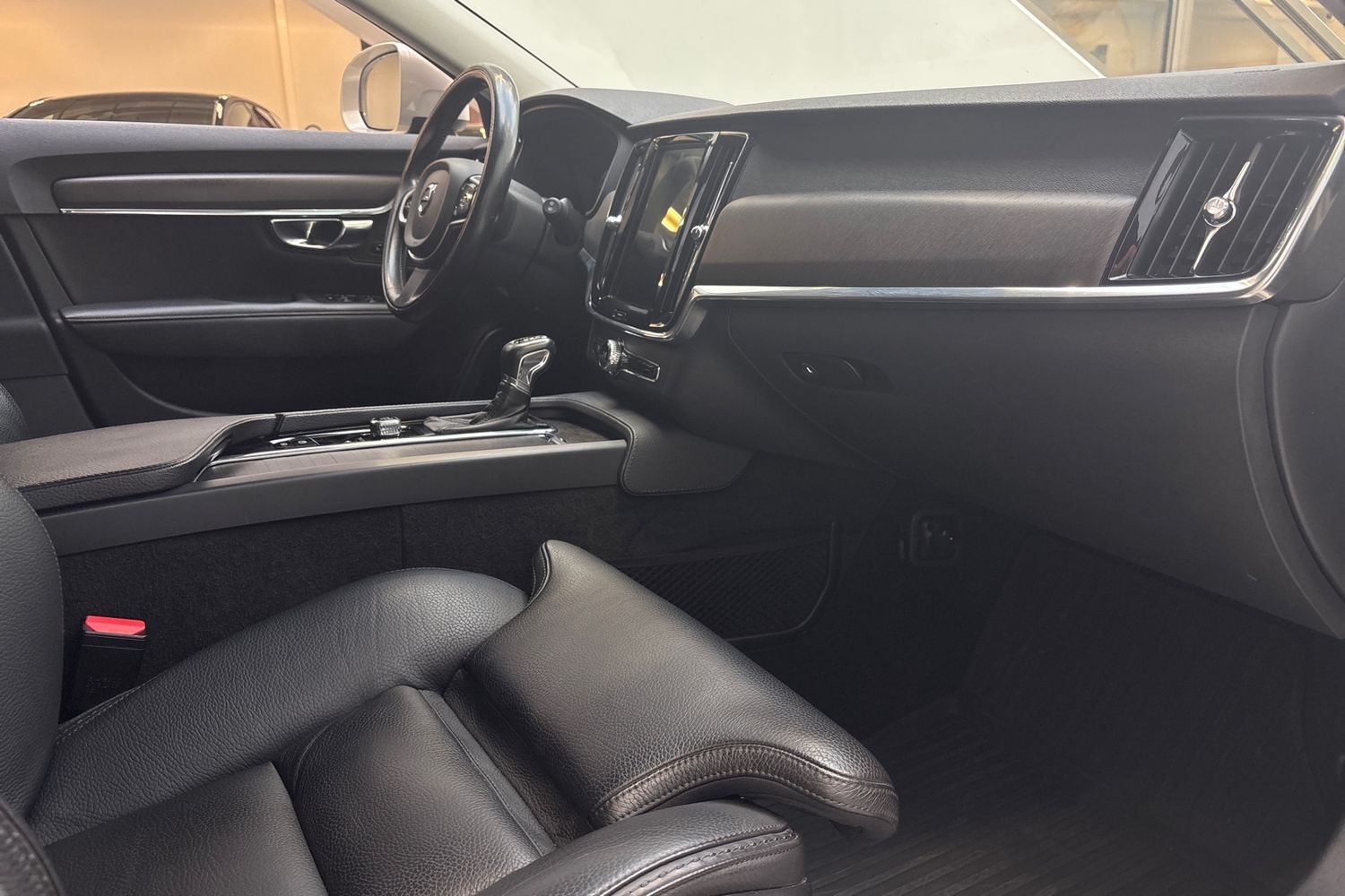 Volvo V90 Cross Country vaihtoauto