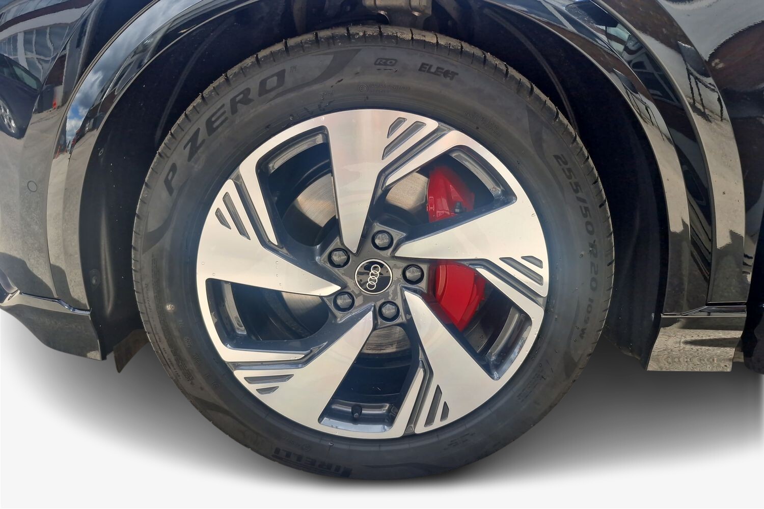 Audi Q6 e-tron vaihtoauto