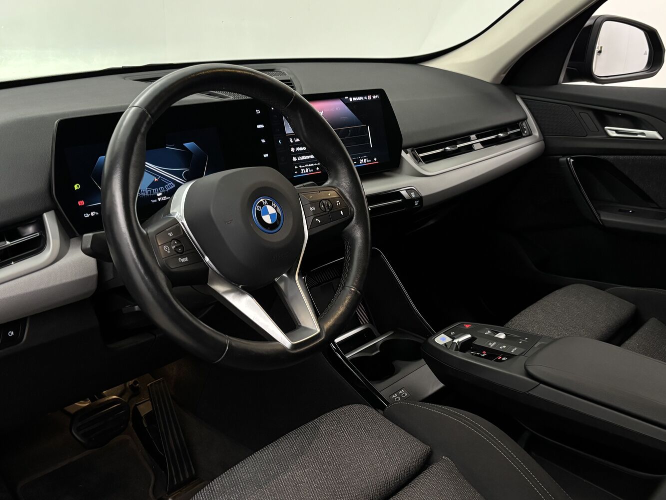 BMW iX1 vaihtoauto