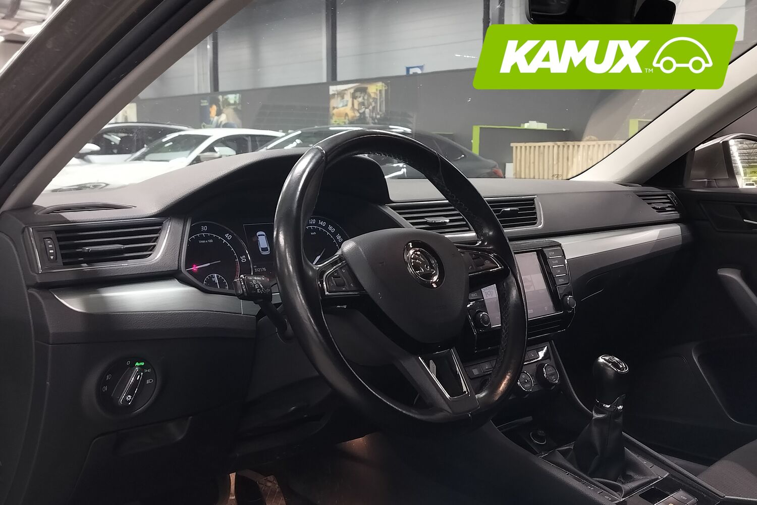 Skoda Superb vaihtoauto