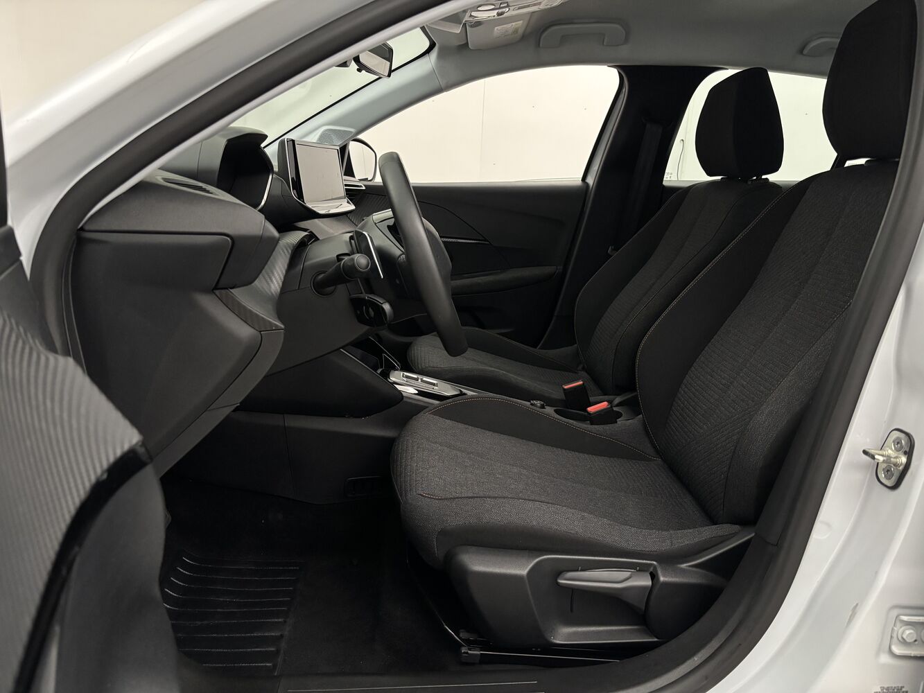 Peugeot 208 vaihtoauto