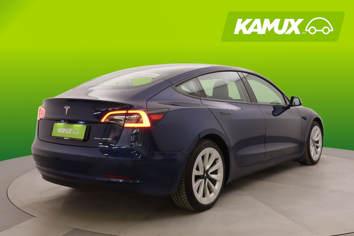 Tesla Model 3 vaihtoauto