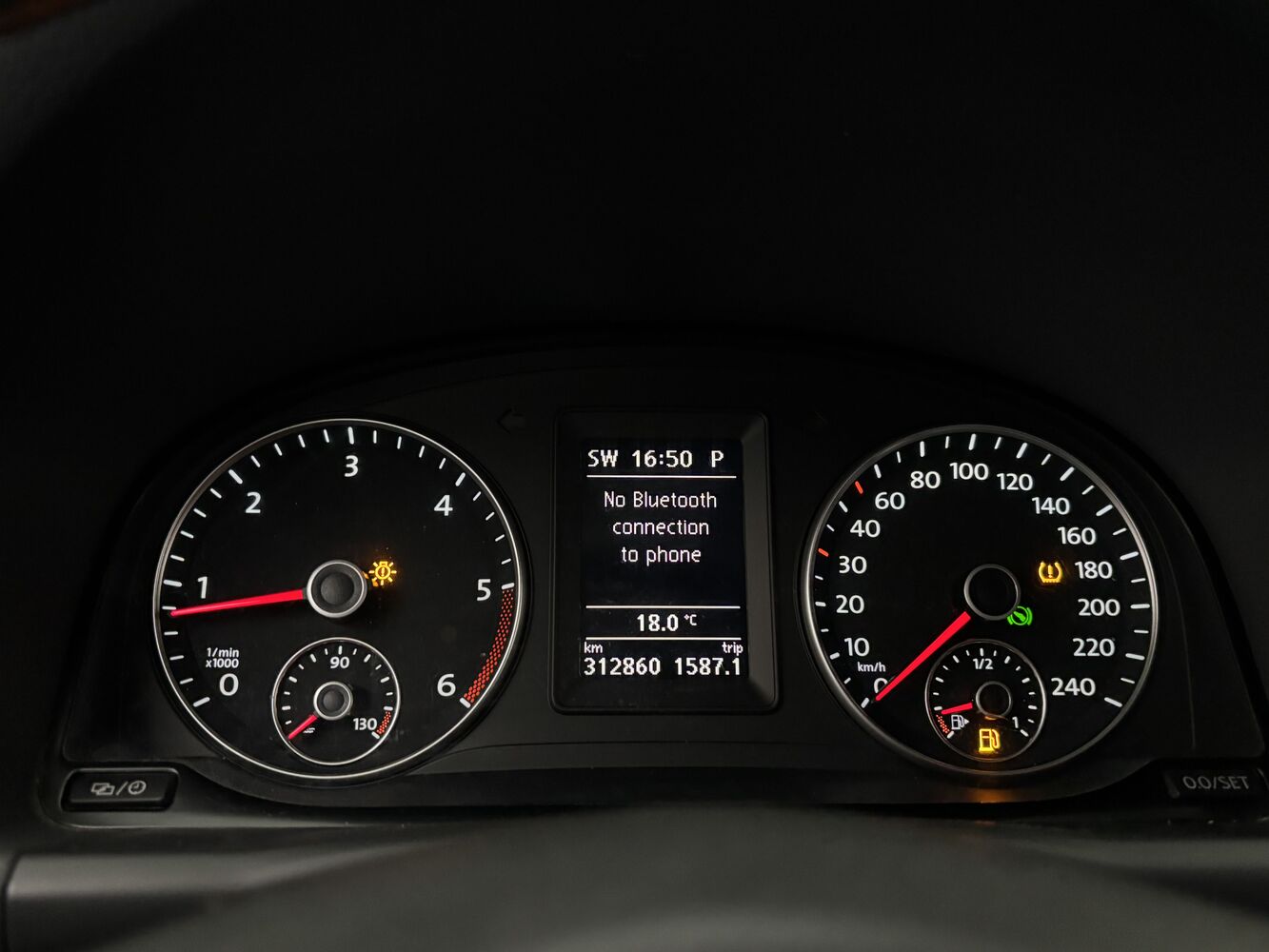 Volkswagen Touran vaihtoauto