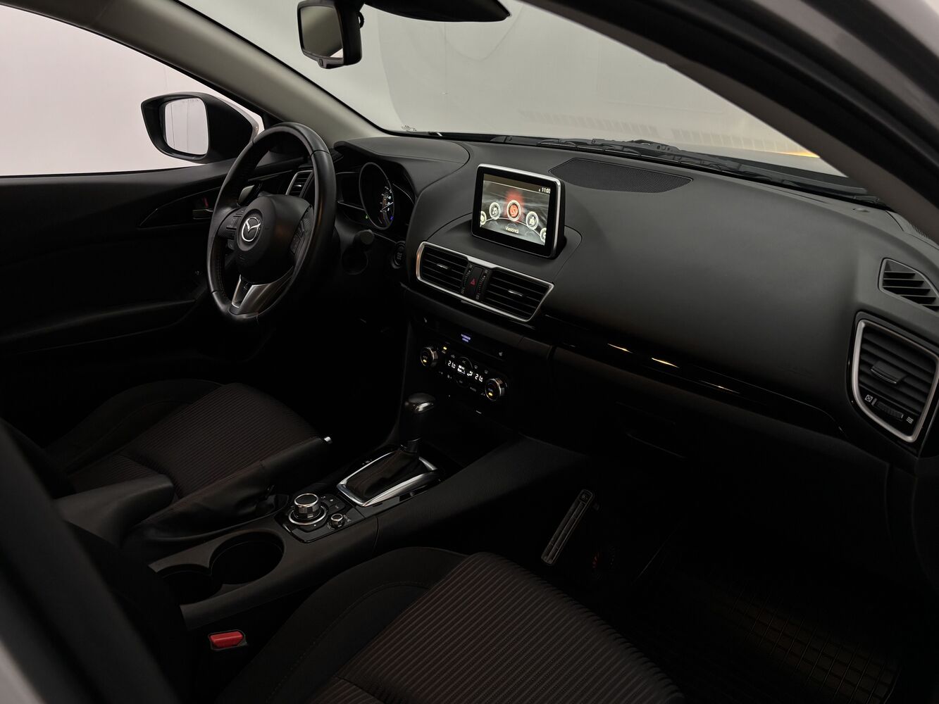 Mazda 3 vaihtoauto