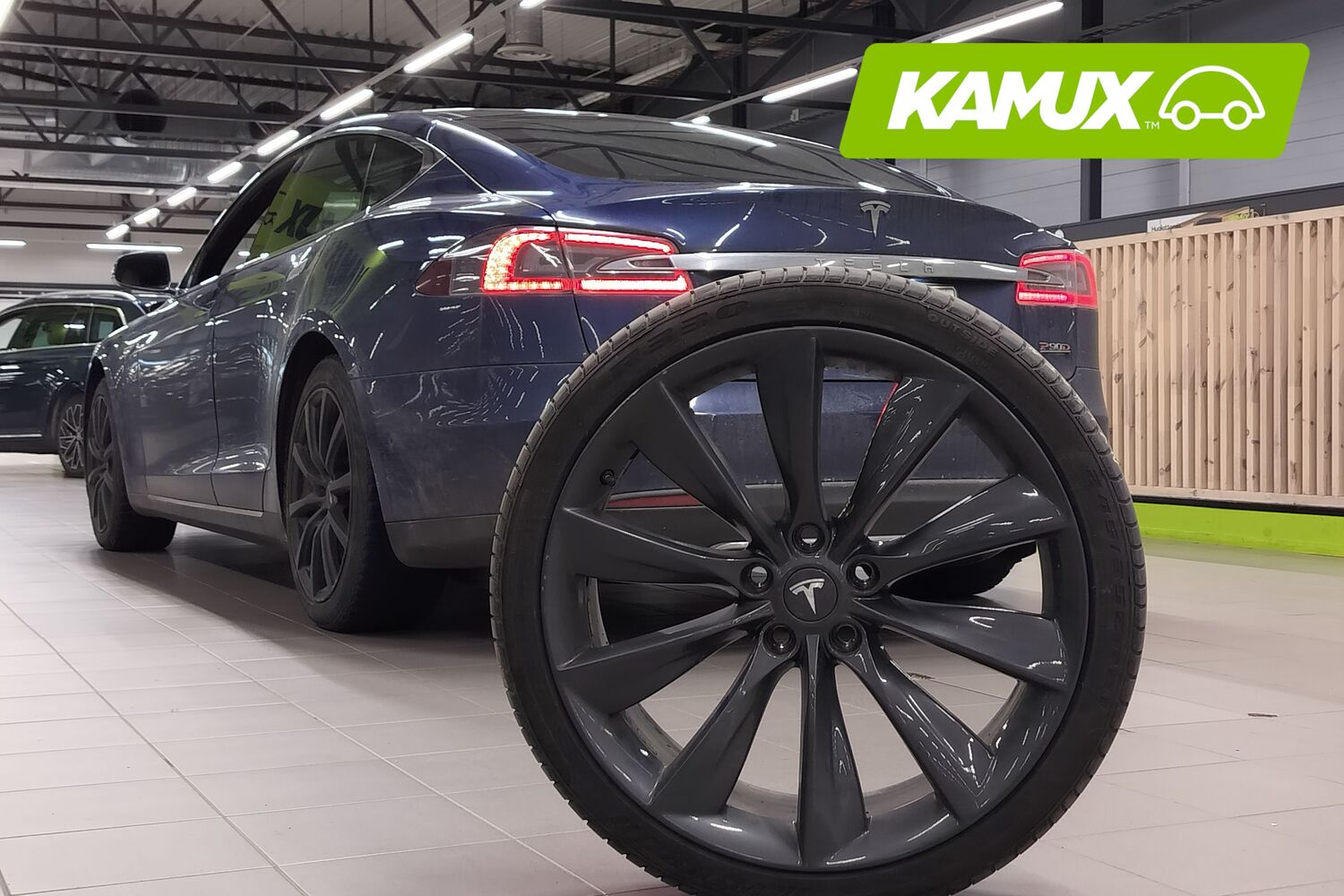 Tesla Model S vaihtoauto