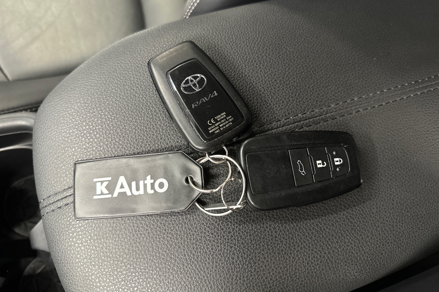 Toyota RAV4 vaihtoauto