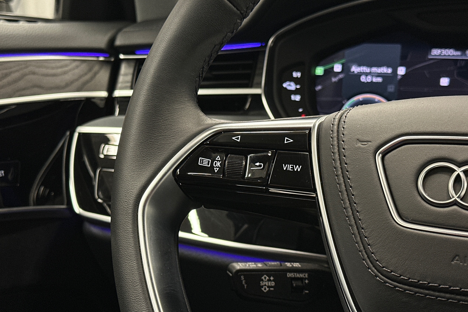 Audi A8 vaihtoauto