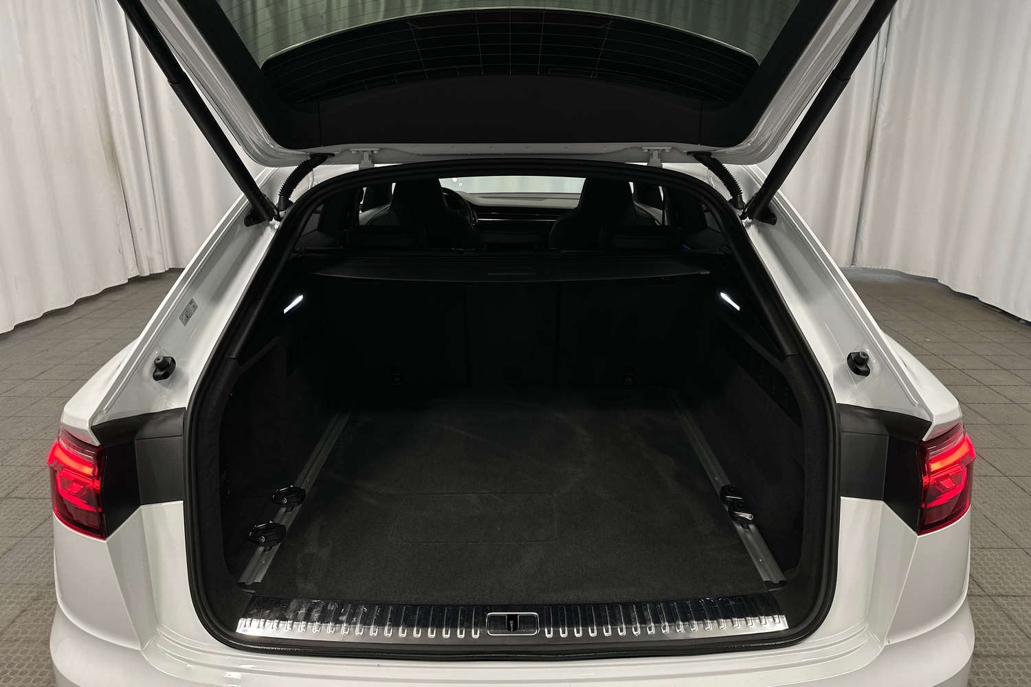 Audi Q8 vaihtoauto