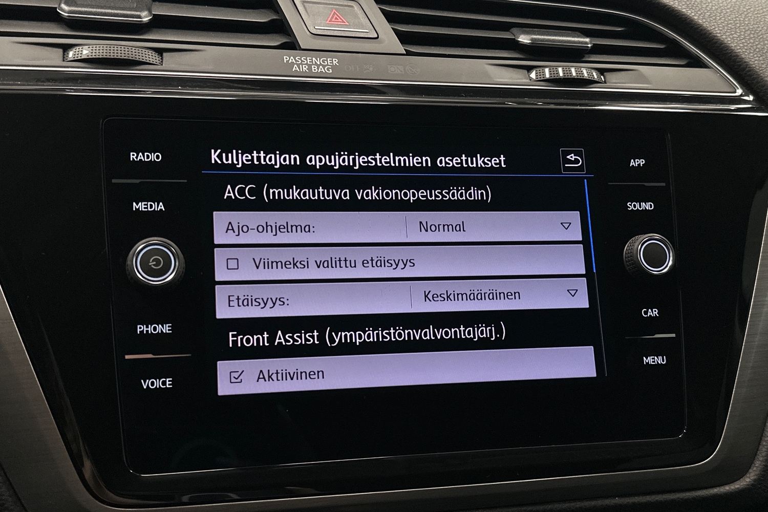 Volkswagen Touran vaihtoauto