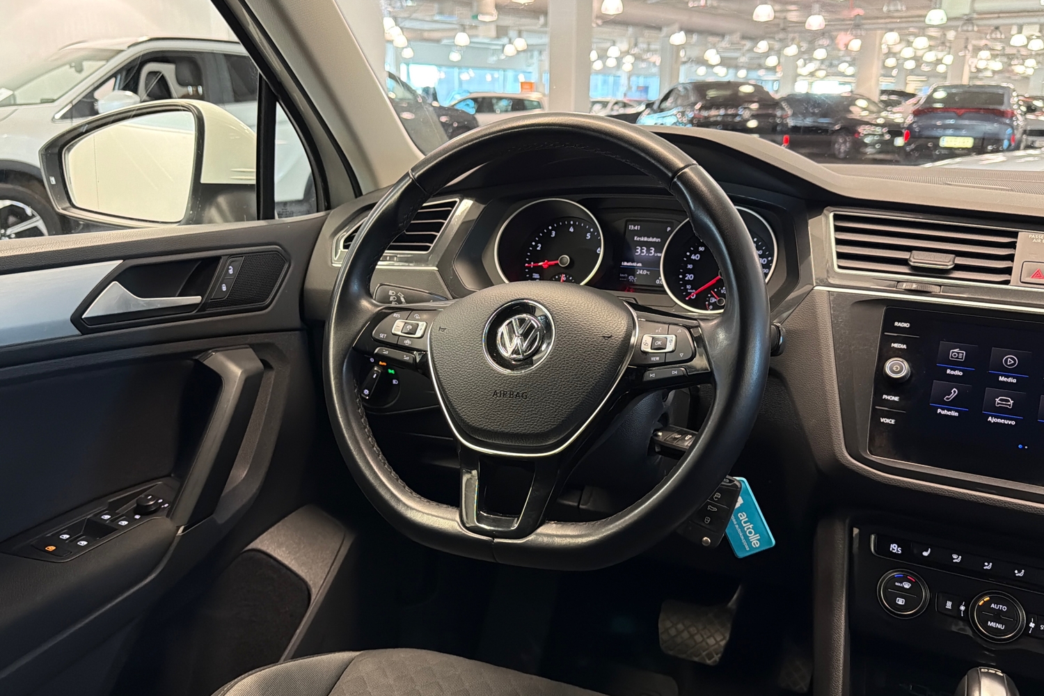 Volkswagen Tiguan vaihtoauto