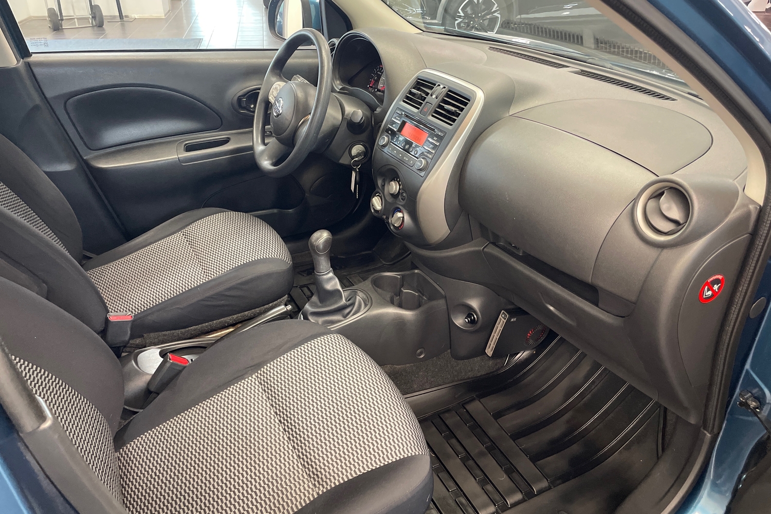 Nissan Micra vaihtoauto