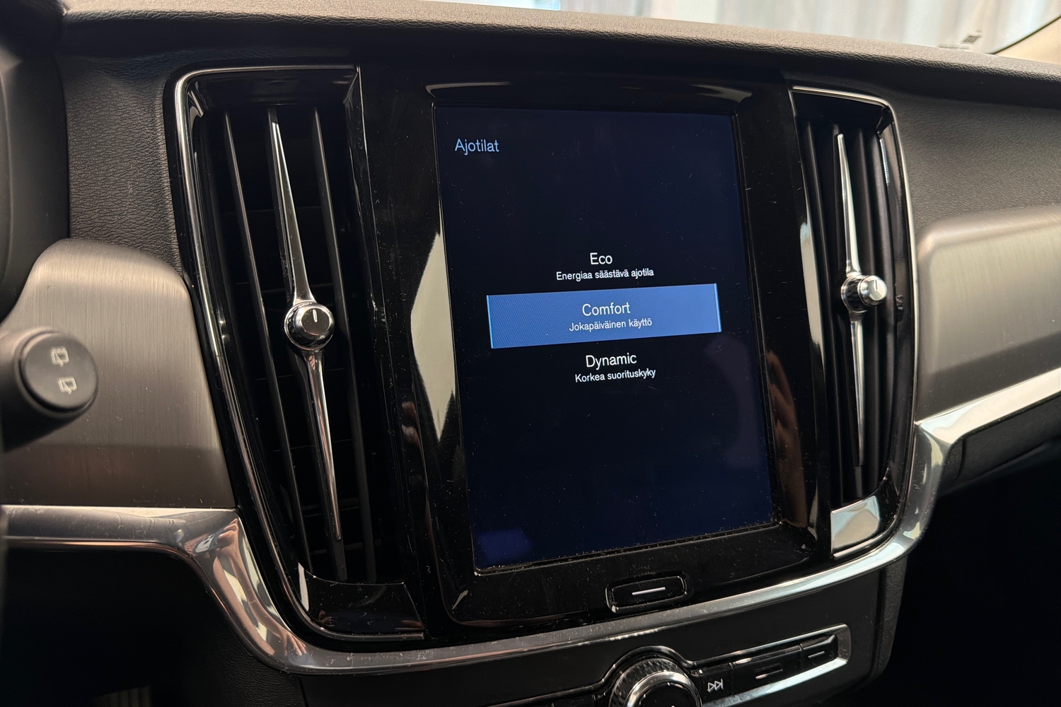 Volvo V90 vaihtoauto