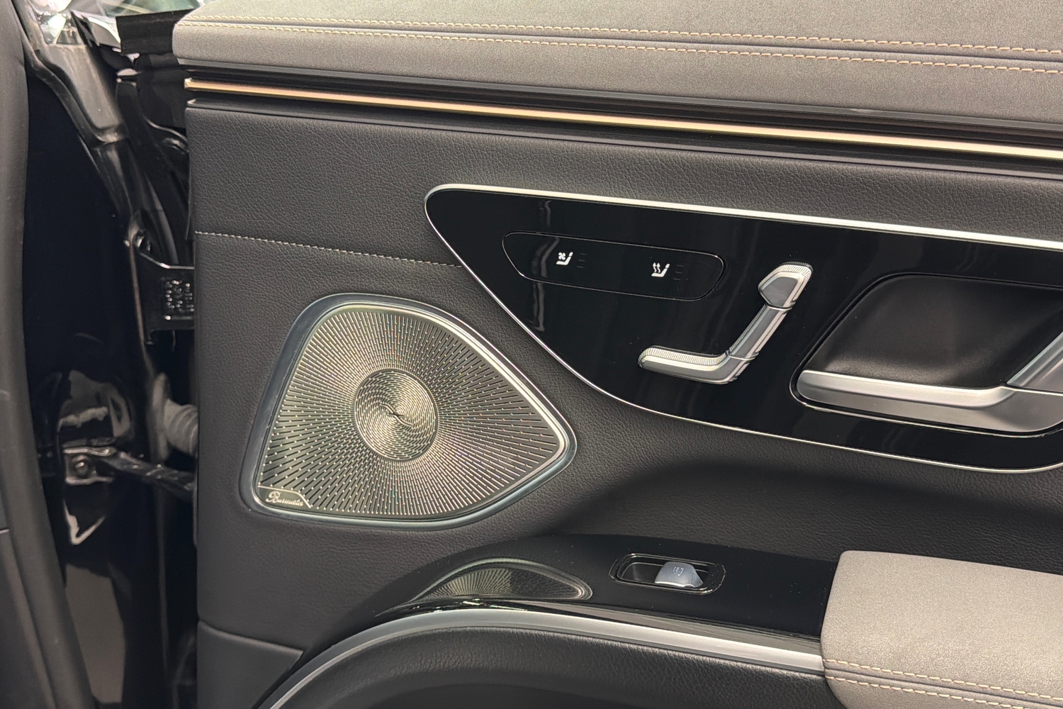 Mercedes-Benz EQS vaihtoauto