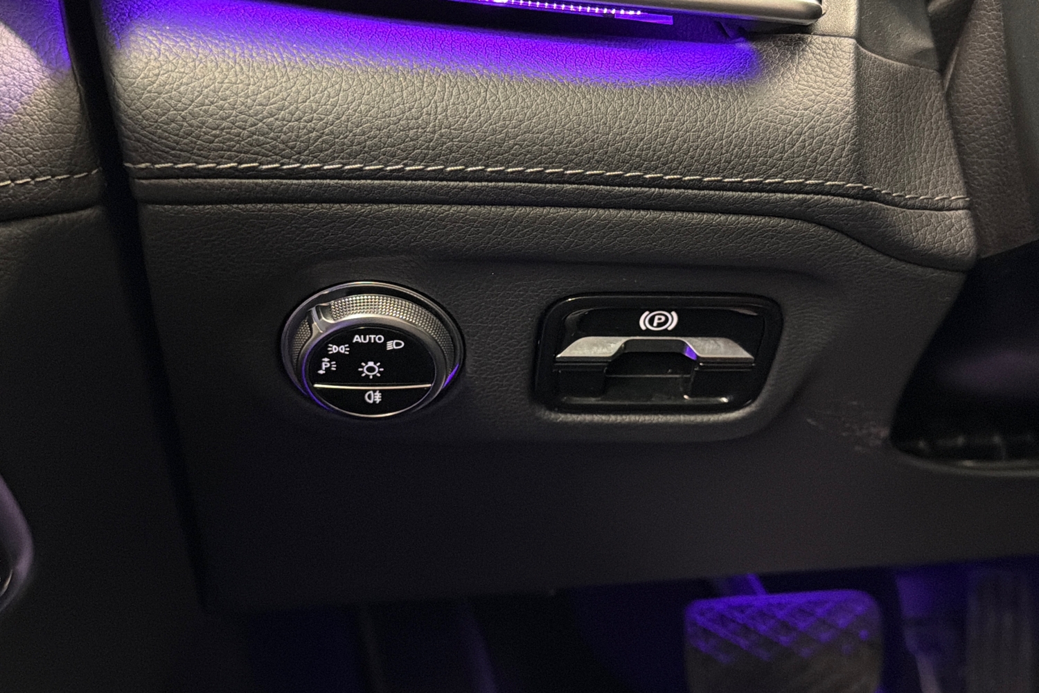 Mercedes-Benz EQS vaihtoauto