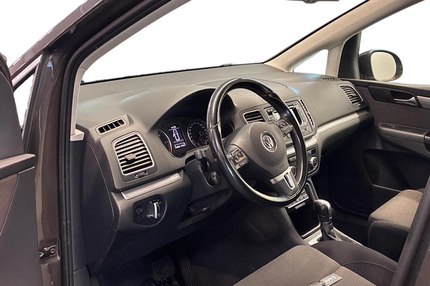 Volkswagen Sharan vaihtoauto