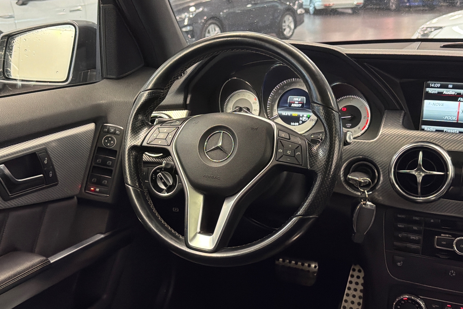 Mercedes-Benz GLK vaihtoauto