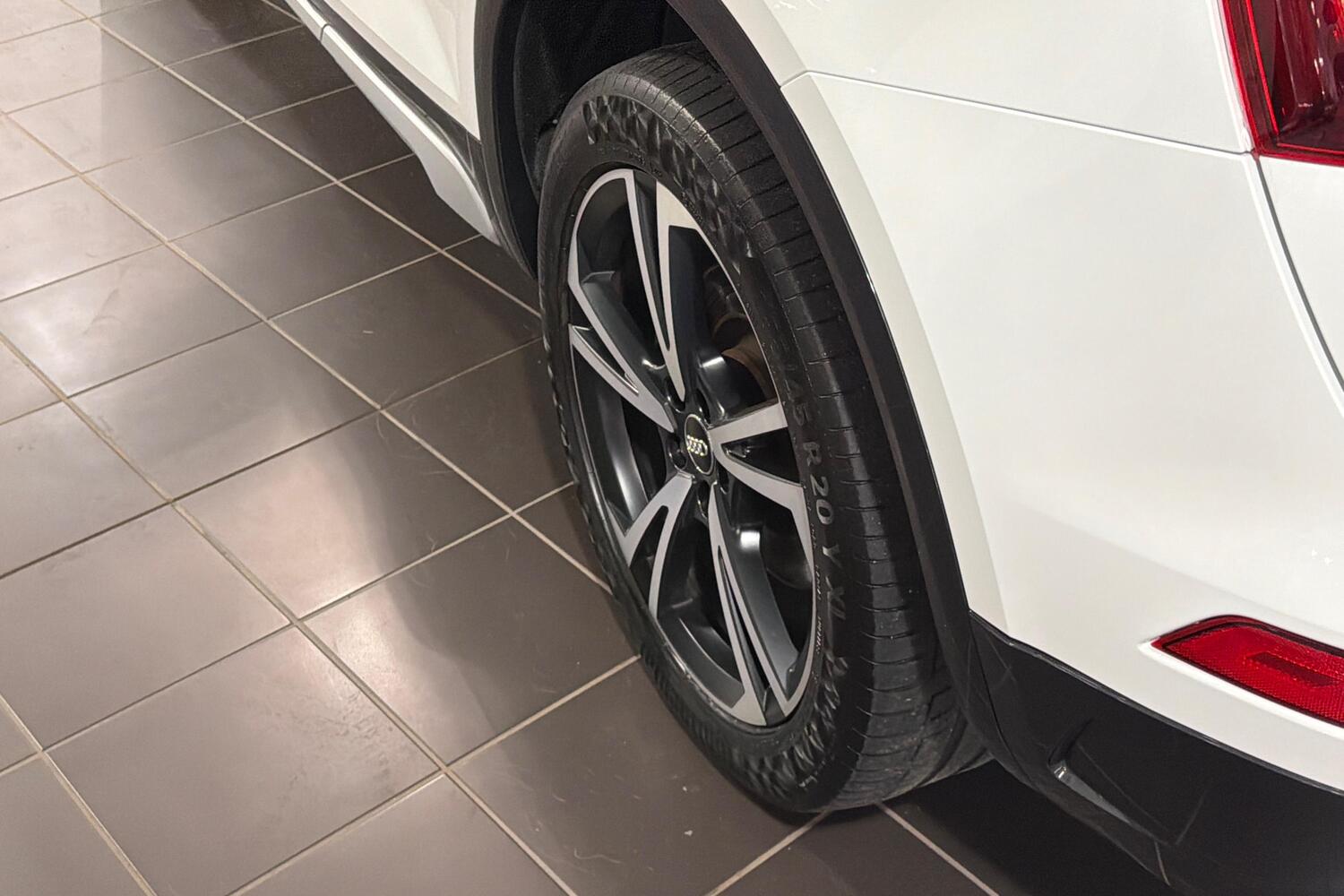 Audi Q5 vaihtoauto