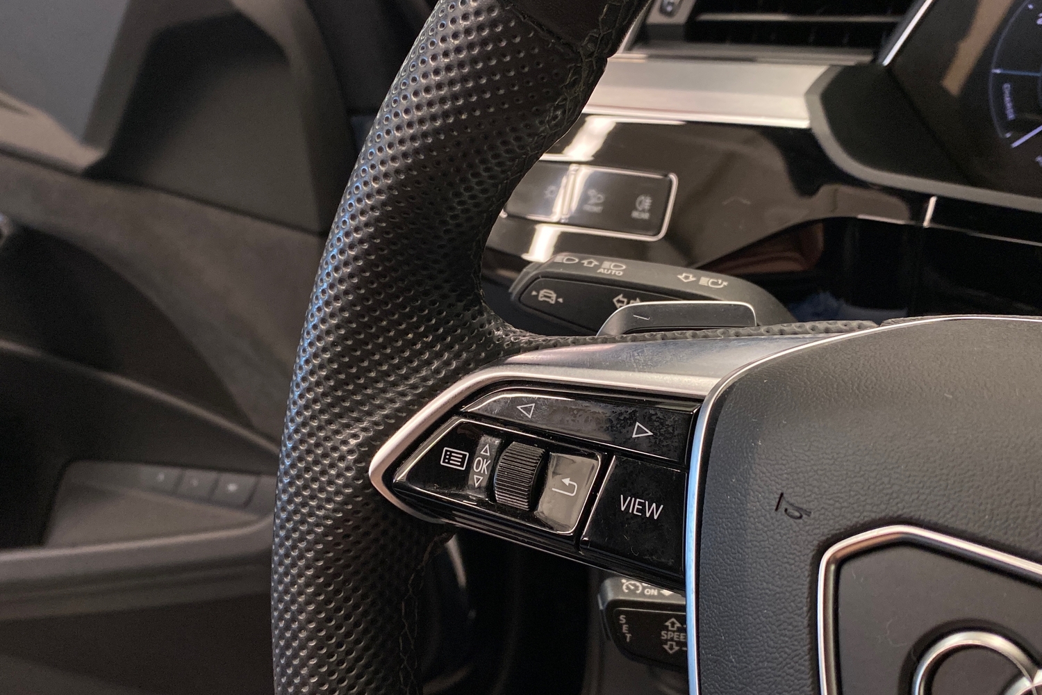 Audi Q8 e-tron vaihtoauto