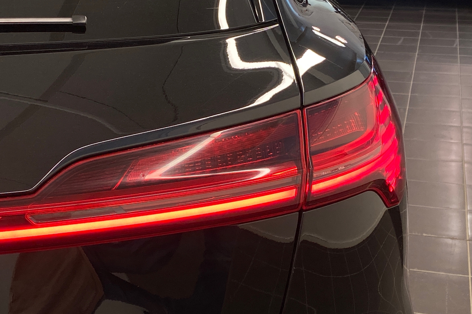 Audi Q8 e-tron vaihtoauto