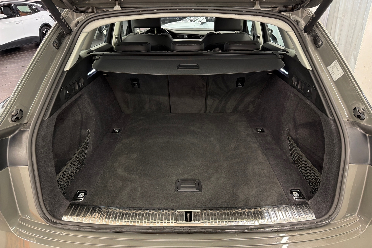 Audi Q8 e-tron vaihtoauto