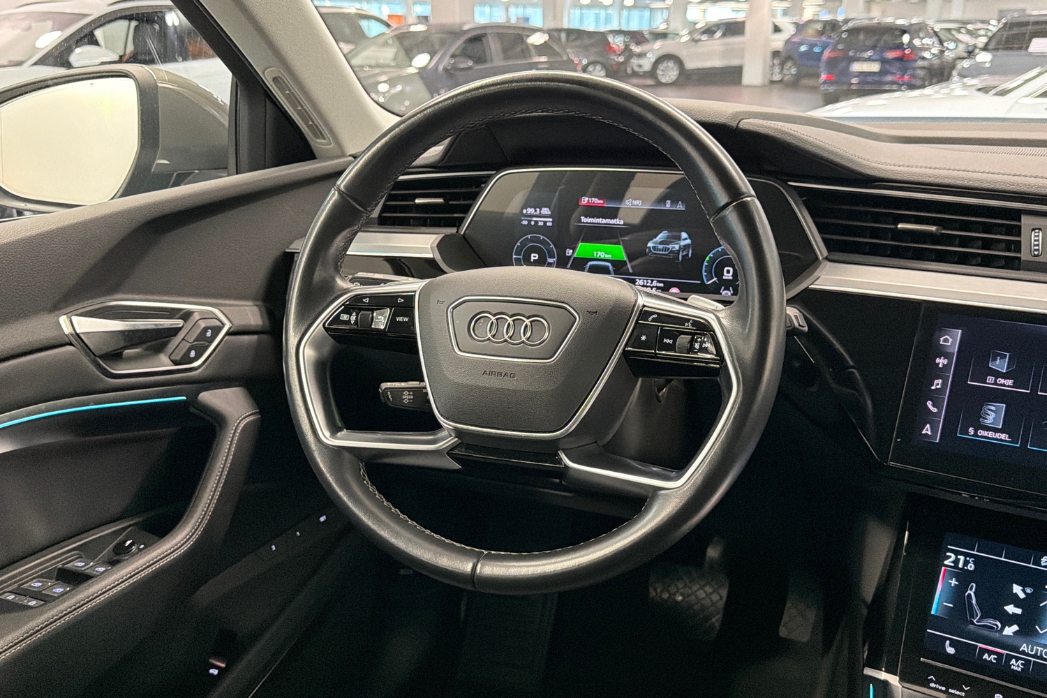 Audi Q8 e-tron vaihtoauto