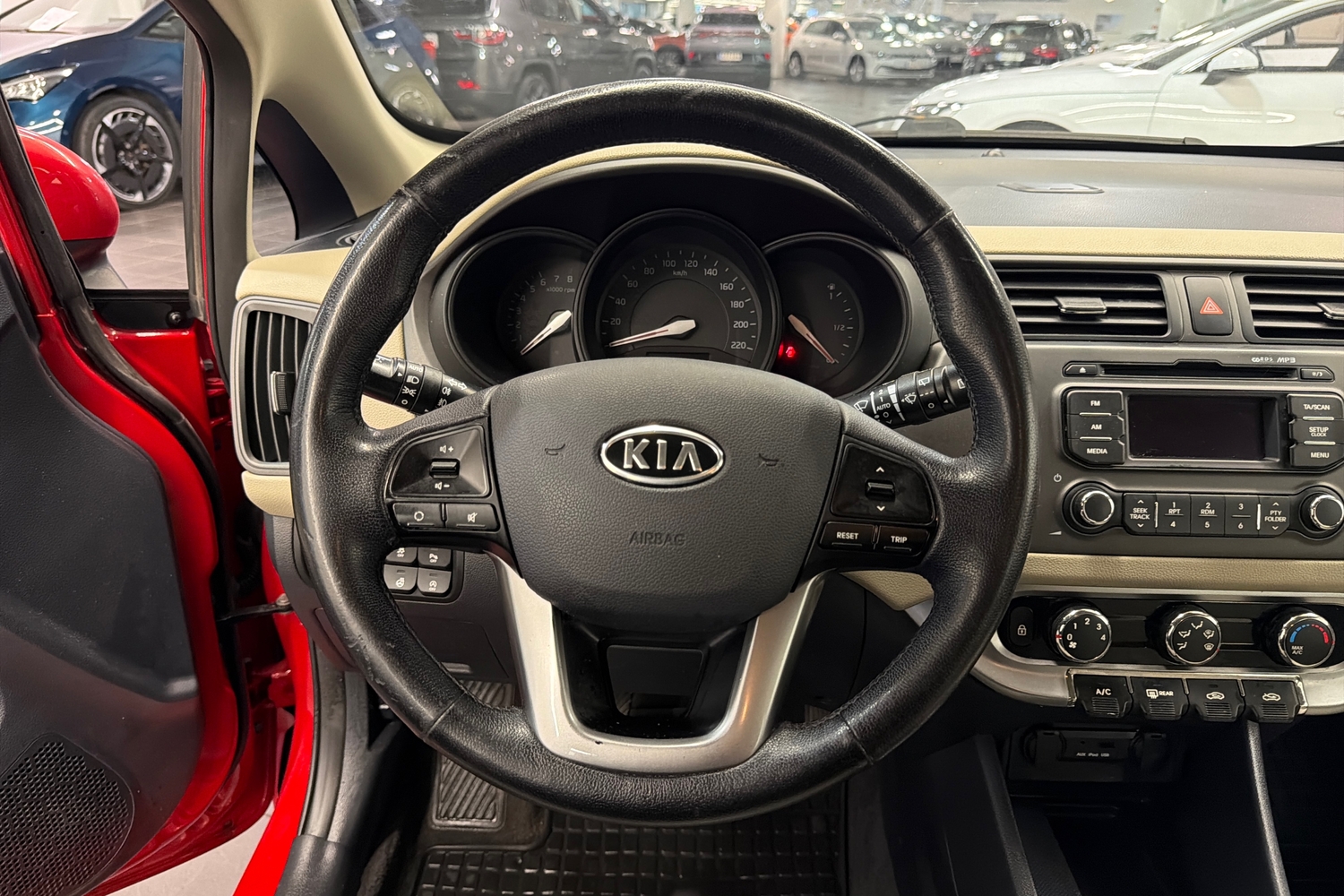 Kia Rio vaihtoauto