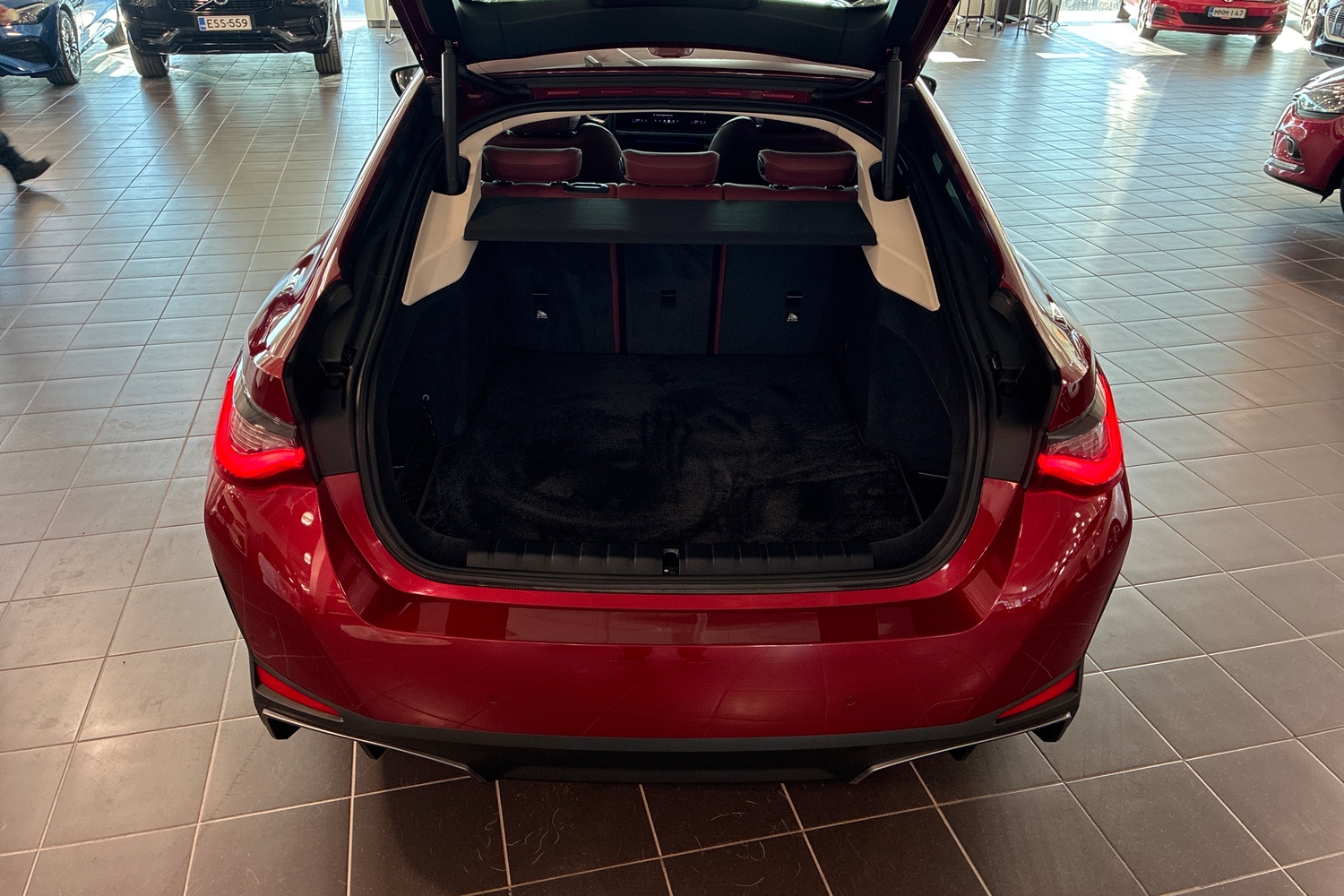 BMW i4 vaihtoauto