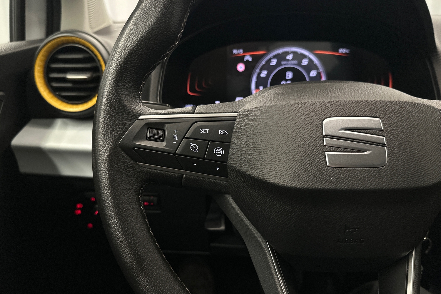 SEAT Arona vaihtoauto