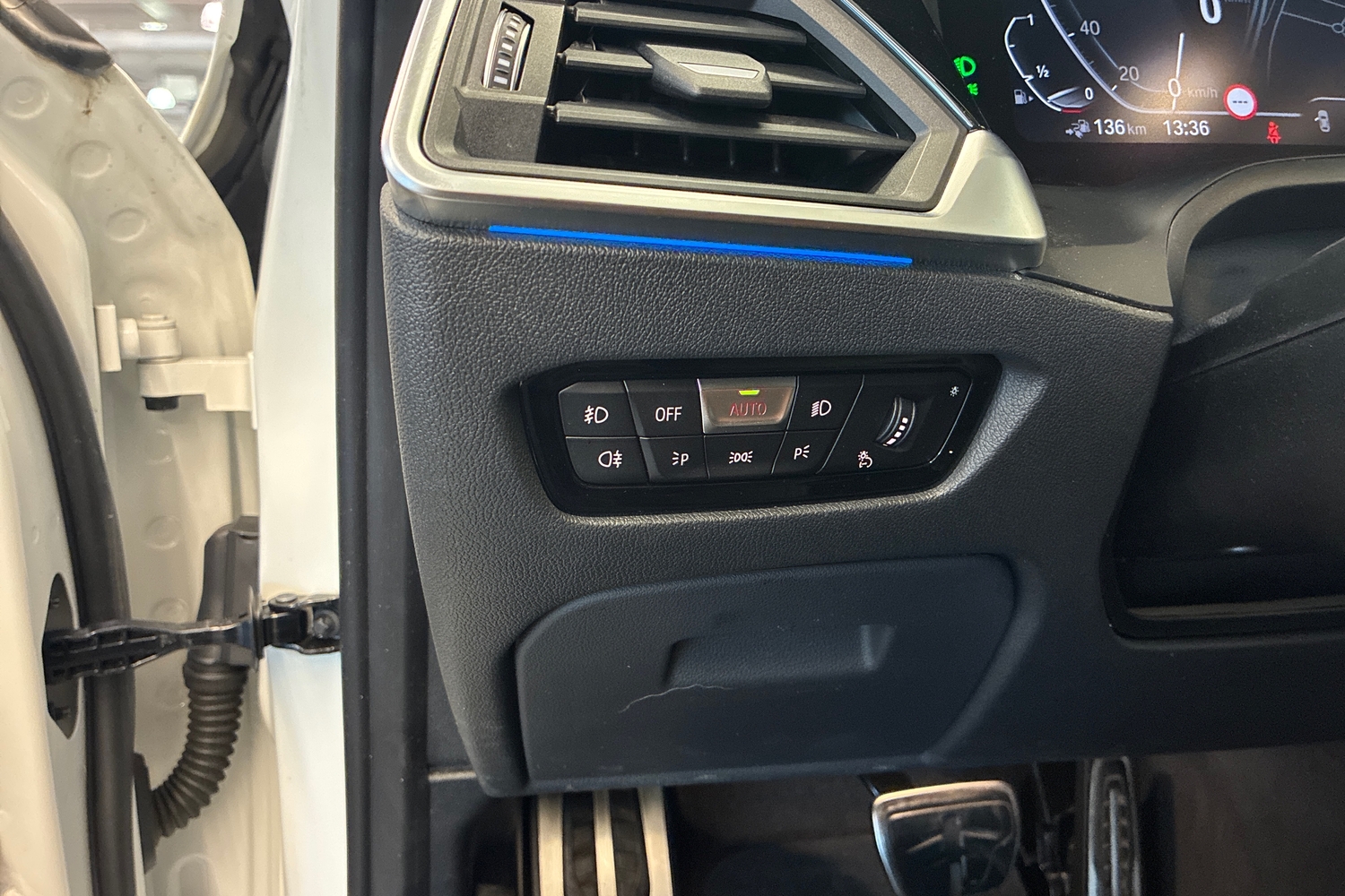 BMW 330 vaihtoauto