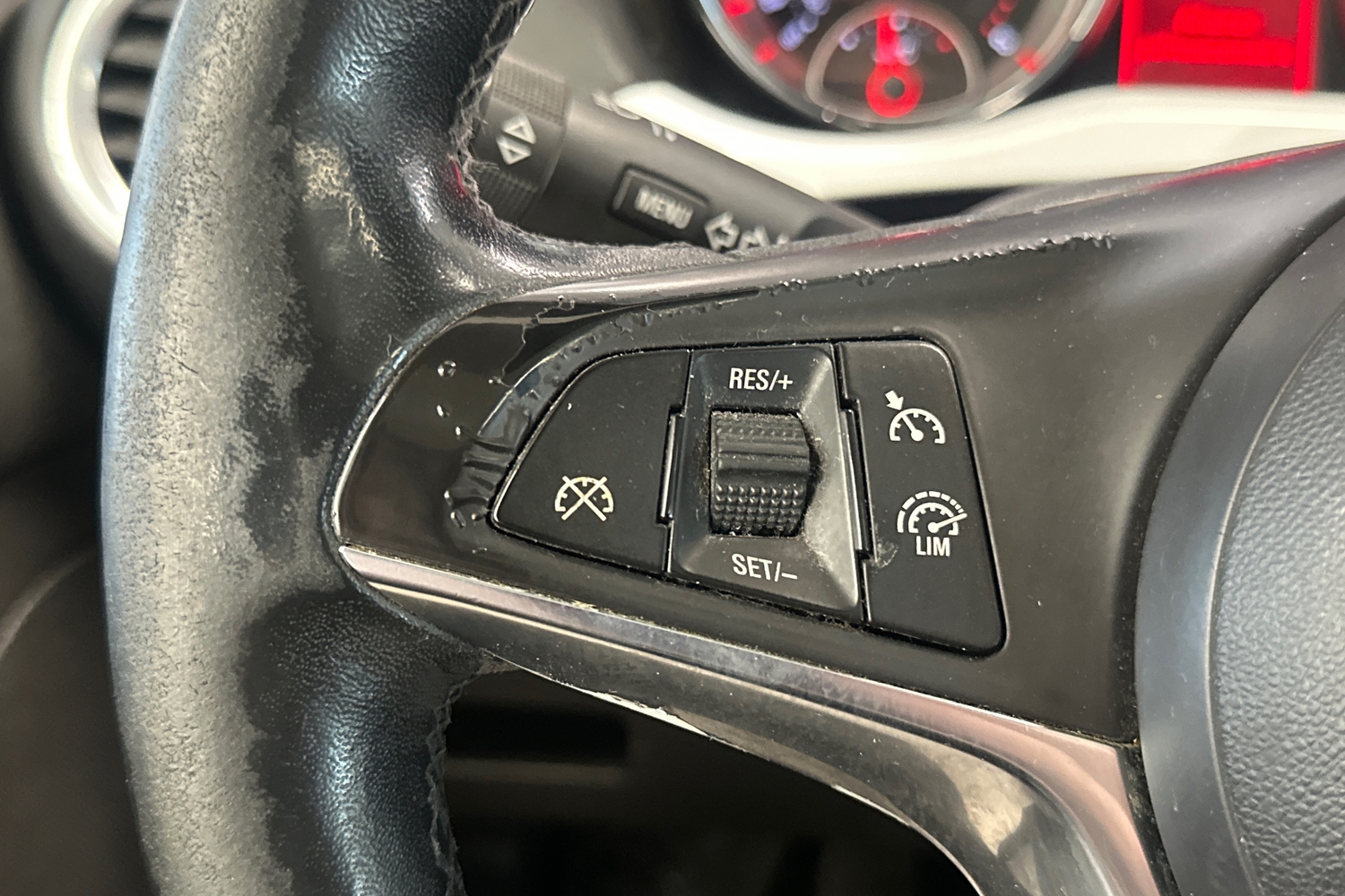 Opel Adam vaihtoauto