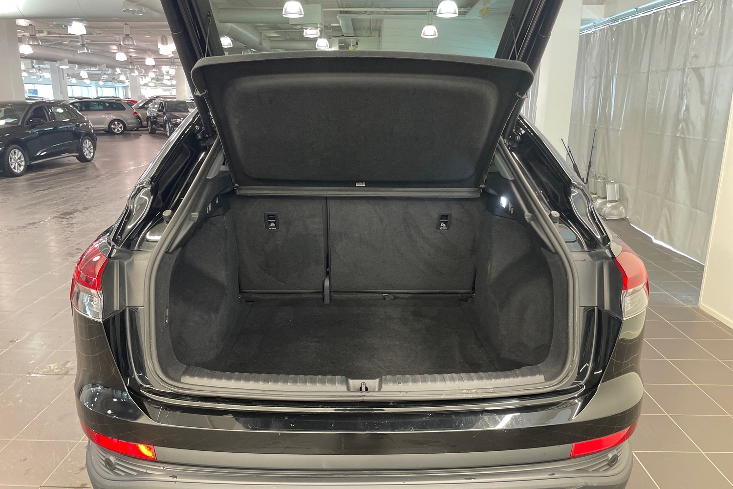 Audi Q4 e-tron vaihtoauto