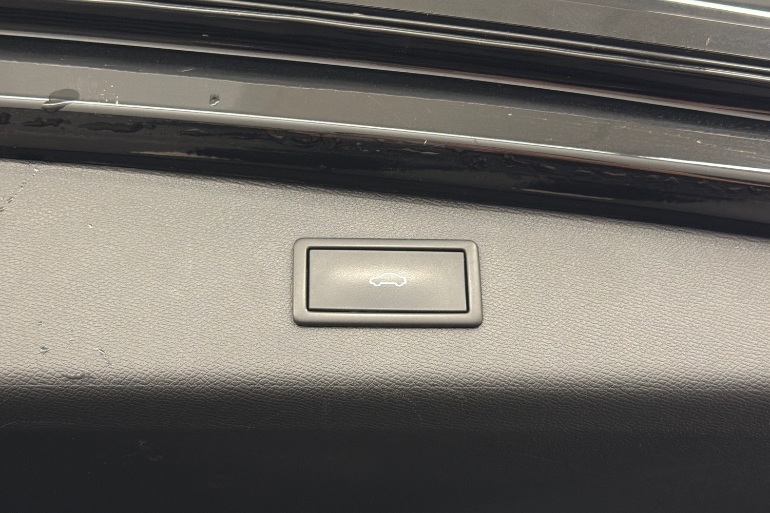 SEAT Leon Sportstourer vaihtoauto