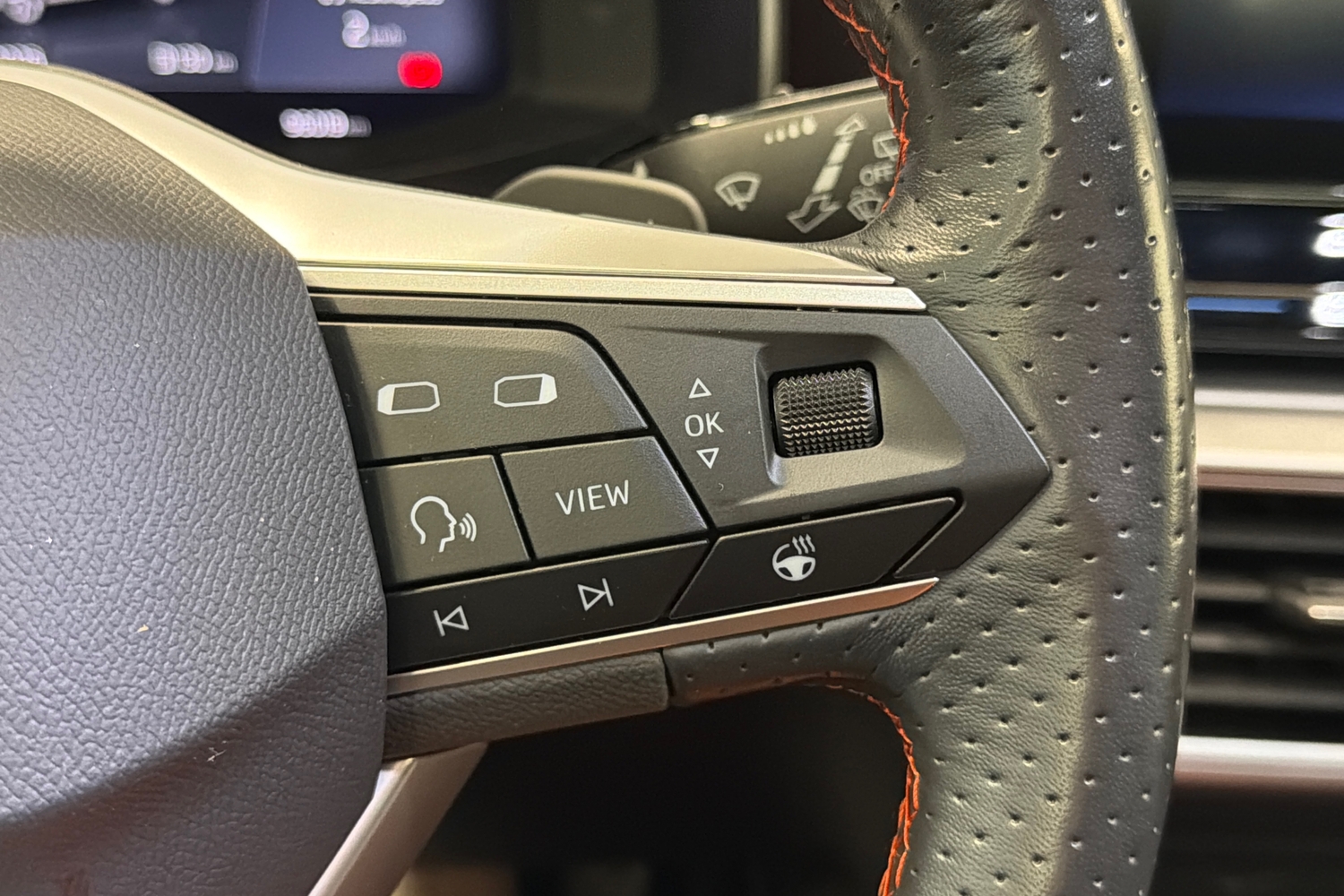 SEAT Leon Sportstourer vaihtoauto
