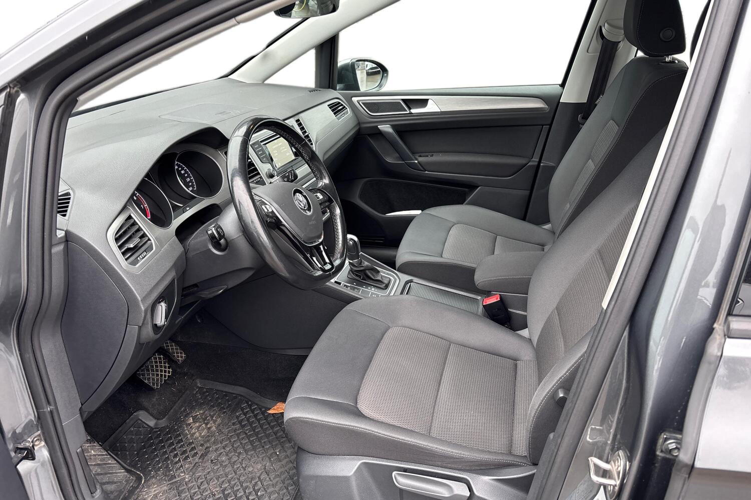 Volkswagen Golf Sportsvan vaihtoauto